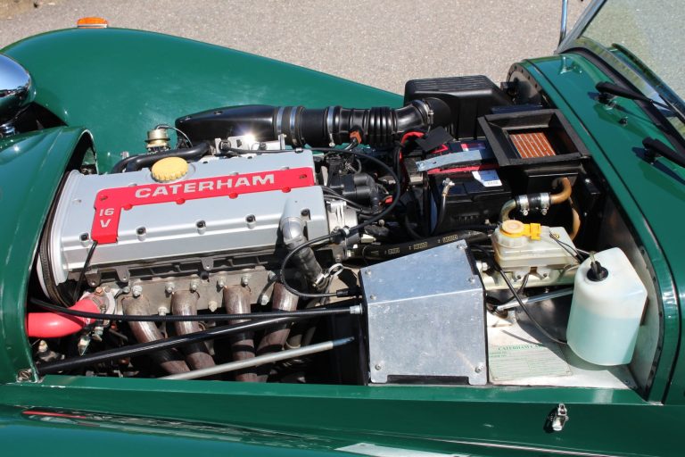 Courroie de distribution de la Caterham Super Seven 2000 16V remplacée