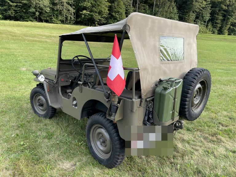 Détail de la Jeep Willys CJ-3a de 1949 remise en route